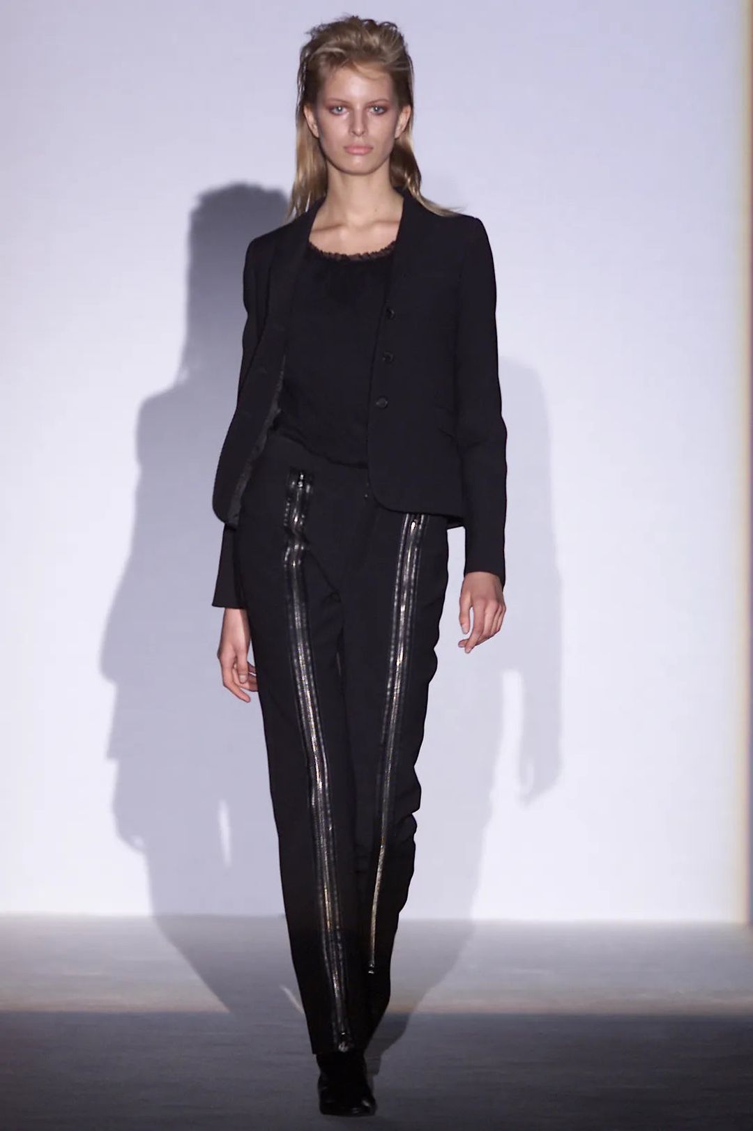 Thumbnail 5520c686-0cc0-4ae5-bdad-39da527f0385