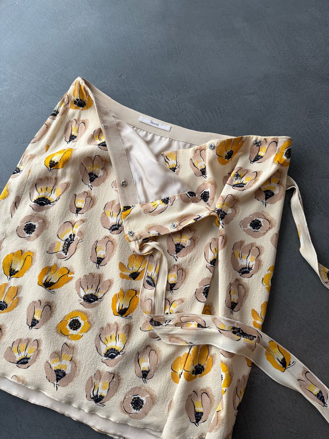 Thumbnail 9eaed145-dfc6-4e6b-b4e5-4c55760452c7