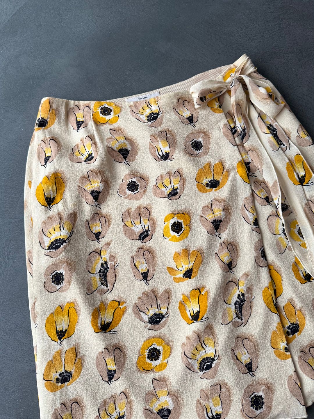 Thumbnail 188b0807-c246-4517-9d03-757c2ee42822