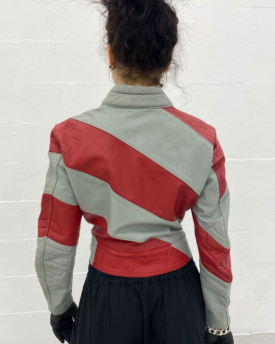 Thumbnail 9964b0d8-ea4d-4f90-8d7f-74297b2f430d