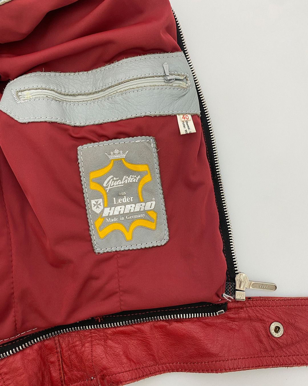 Thumbnail 86bf534b-d080-4b45-a186-bcebe3a92e7e