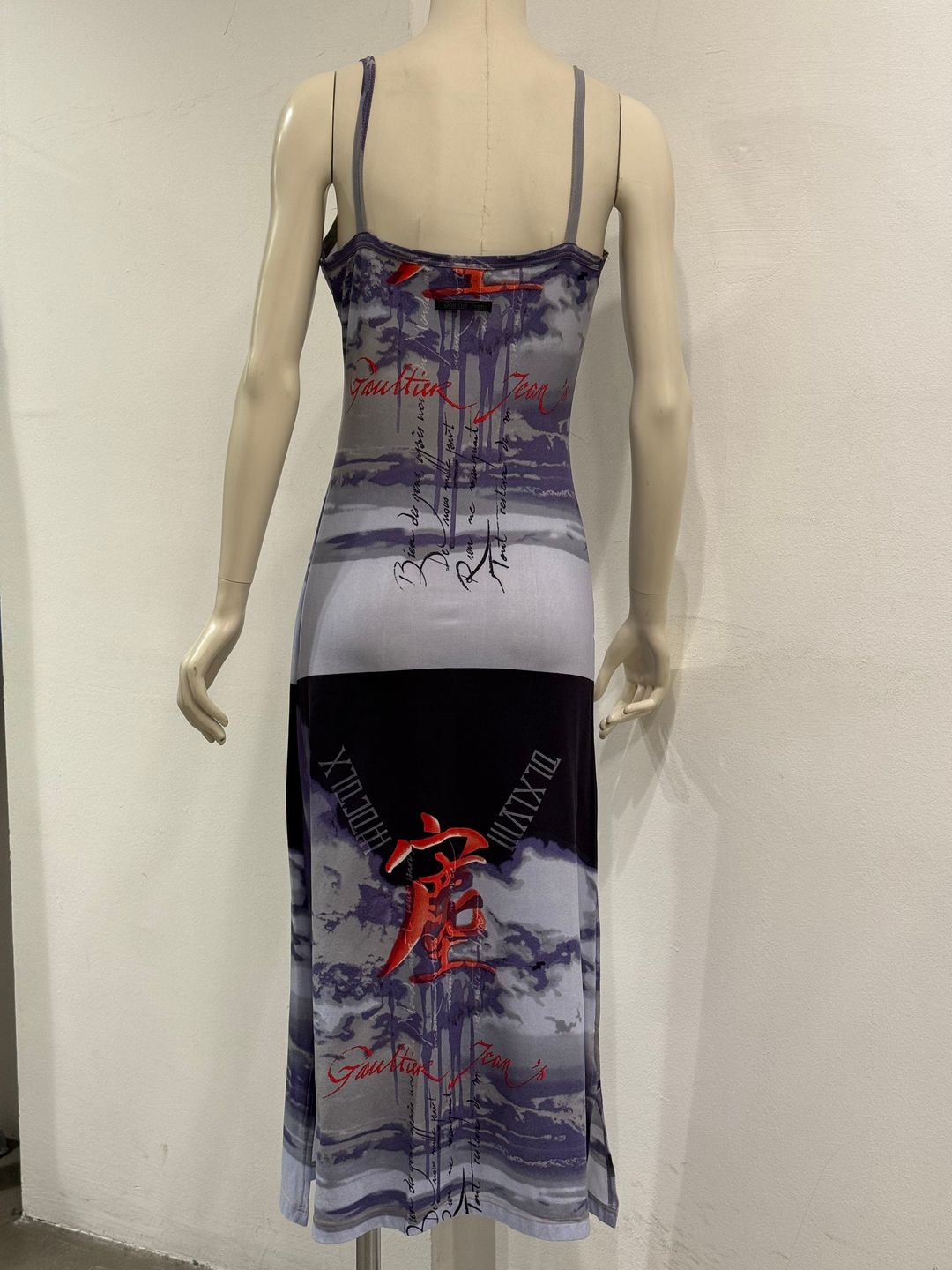 Thumbnail 52142481-d085-4815-9628-69bee61ae867