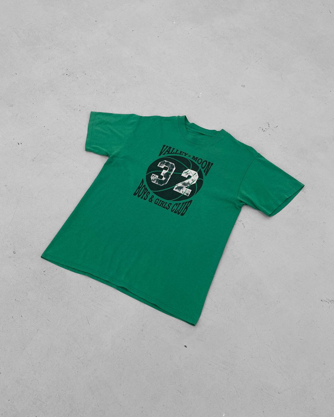 Vintage 1980s Valley & Moon Basketball Single Stitched T-Shirt Green by Vintage in size ONE SIZE from TOPS category