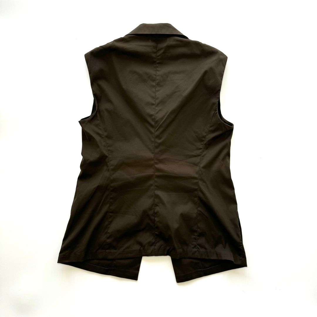 Thumbnail d9361460-6f02-40e8-b023-6d3614b7824b