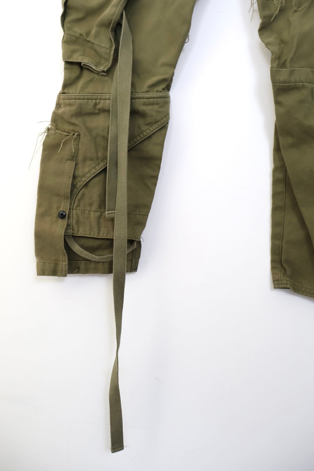 Thumbnail 50fd2813-2ce3-4512-9d19-9105436b34d0