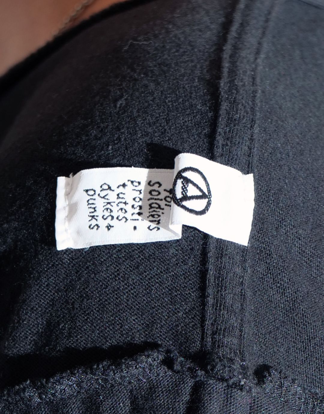 Thumbnail 2630e35a-74d6-4969-8f5d-6e9c816e373d