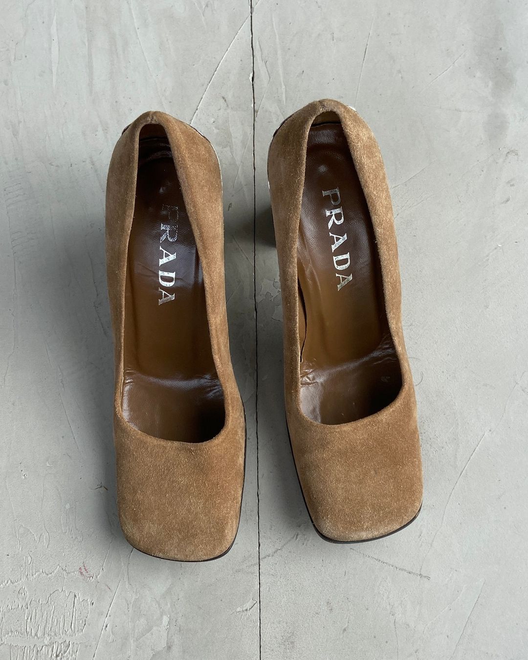 Thumbnail 404a82ff-1ef6-47e2-aa86-b4f4dda9c216