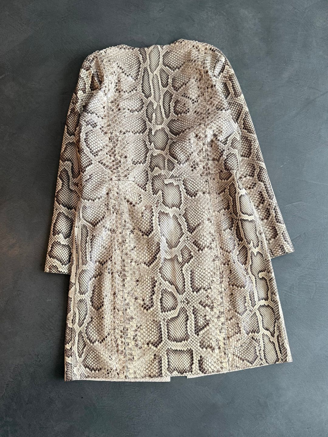 Thumbnail 54d59a5f-5879-4134-a38f-e532b3e590e1