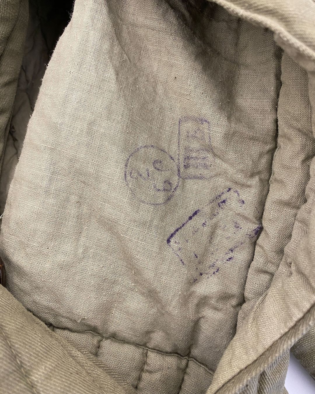 Thumbnail 2f5569a0-01c6-4e3a-9b86-d402971b7872