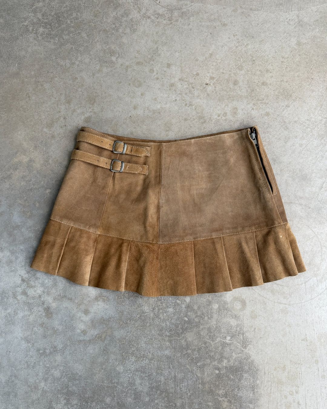 Thumbnail 4aa1f473-e32a-454a-b498-9871f4d42410