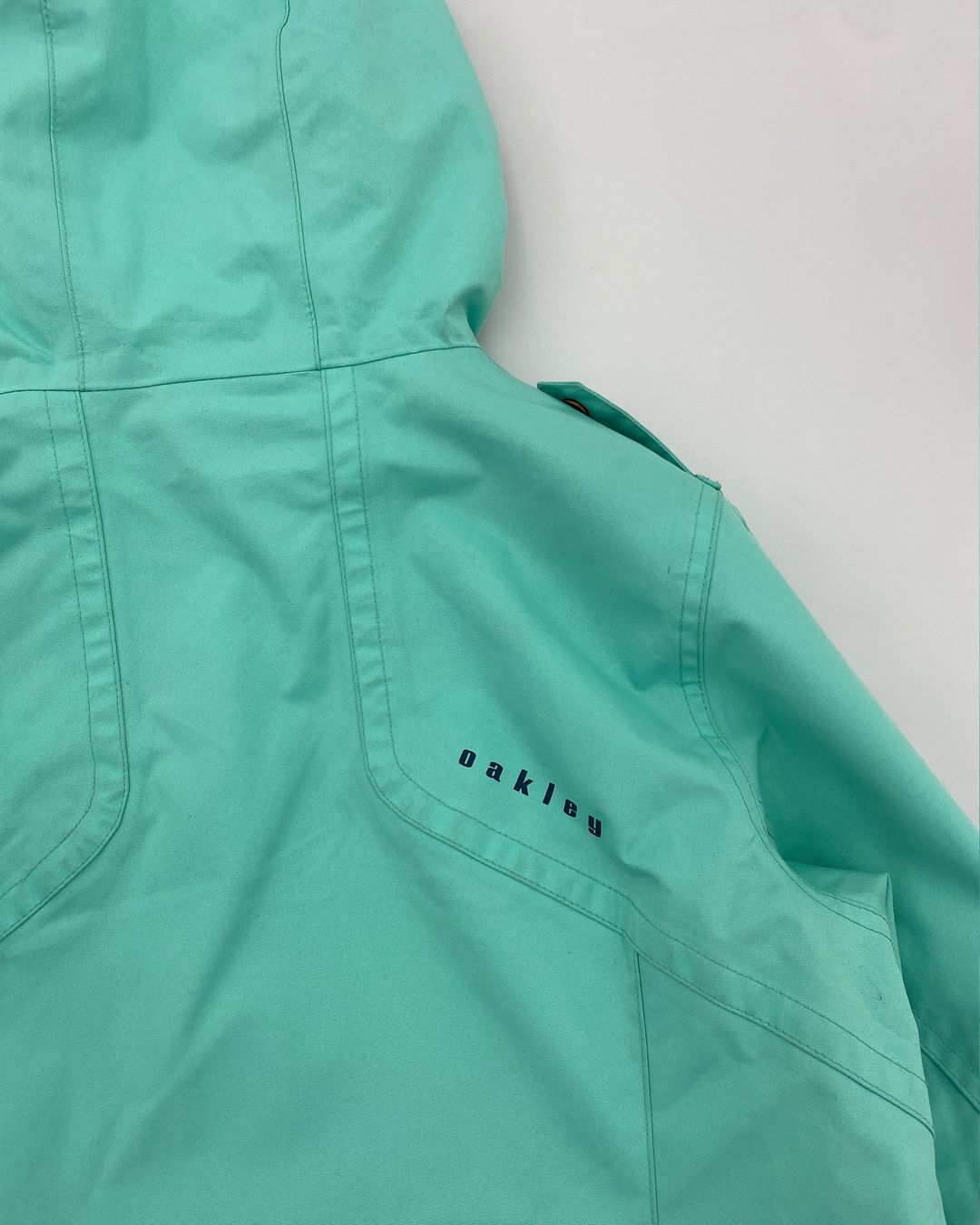 Thumbnail 8a6cd3a1-59d2-43e6-909a-8c89df173308