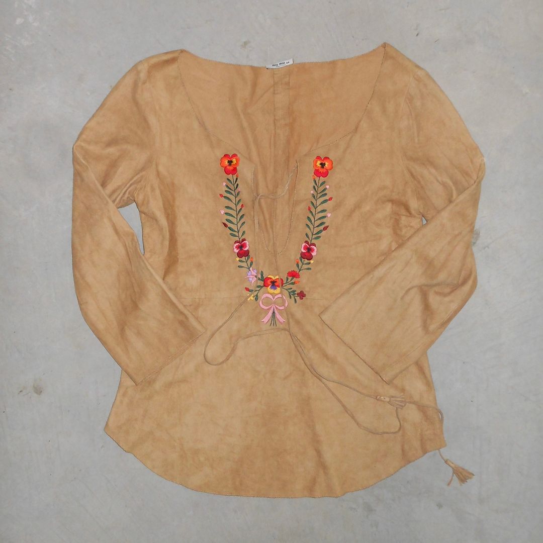 Thumbnail 8b1ce201-9ba2-45c8-81bd-84b7736a583b