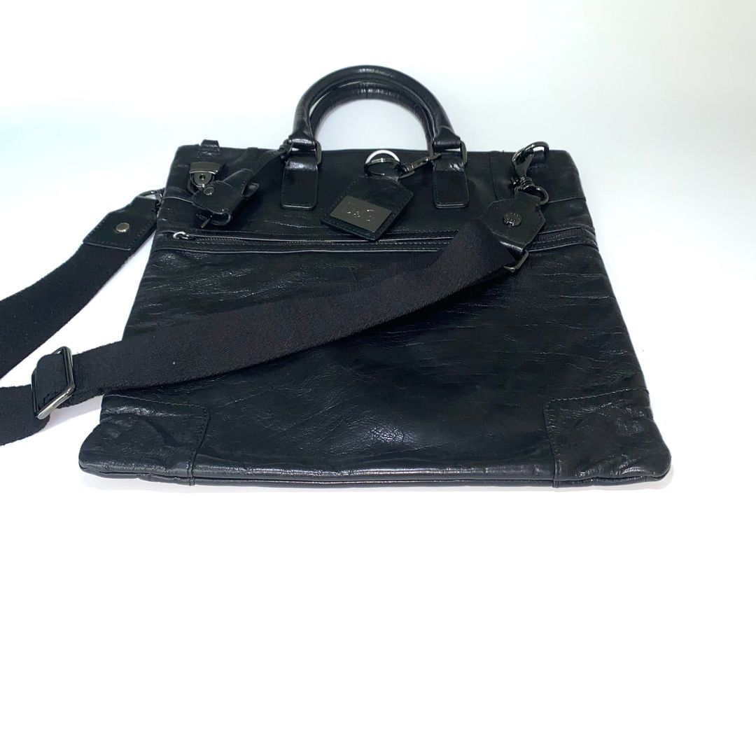 Thumbnail 808712f1-1b26-427a-8a70-4645cbb0e964