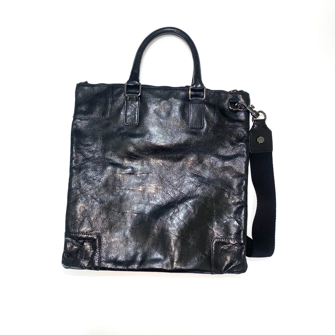 Thumbnail a47069b0-e1d5-4777-a9ec-f9d56c247dde