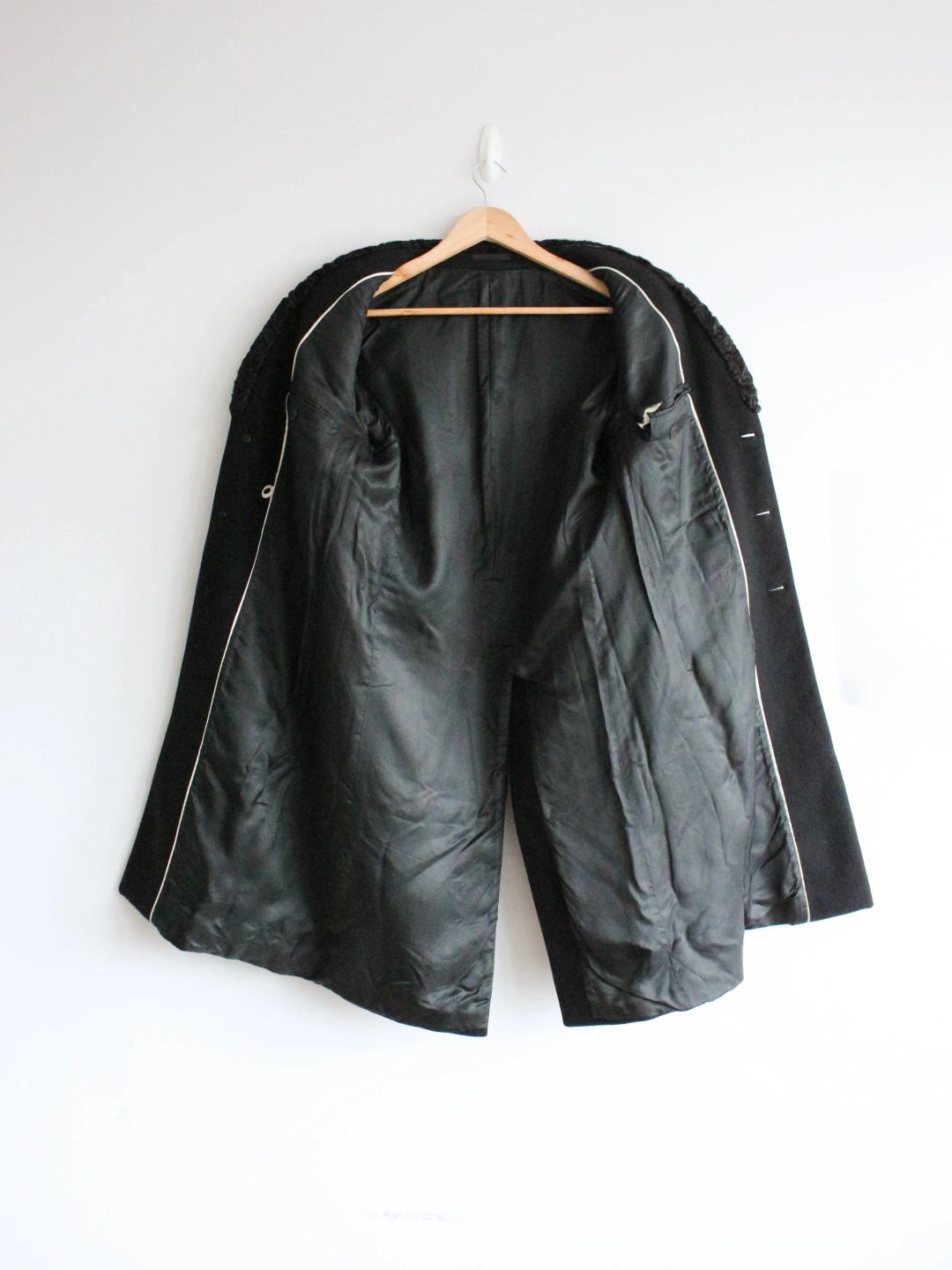 Thumbnail 4d21f2f2-5c92-4c67-bb39-381994da9130