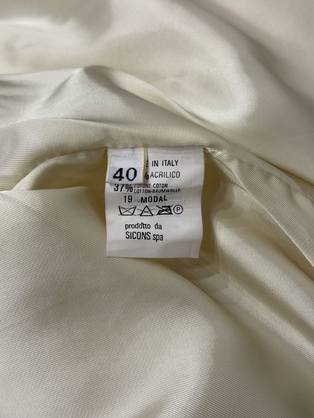 Thumbnail 8de0f0da-91cf-4a5e-8c28-4323d2a63a59