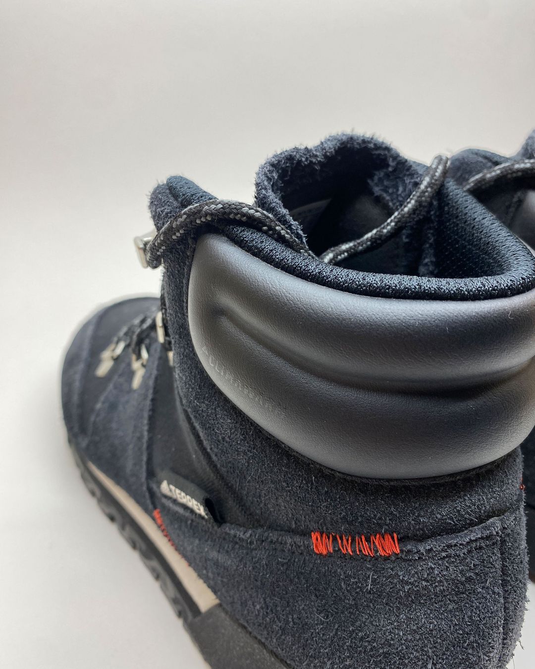 Thumbnail 14ffbdf3-1cf8-4d00-93bb-98f2e501a95c