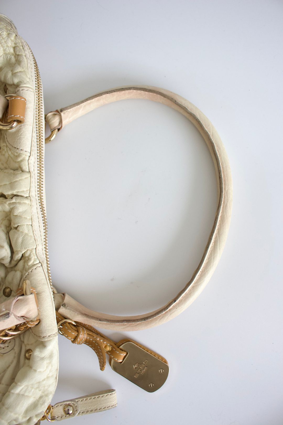 Thumbnail 28688c25-0b6d-4aa3-a724-1b643e1af932