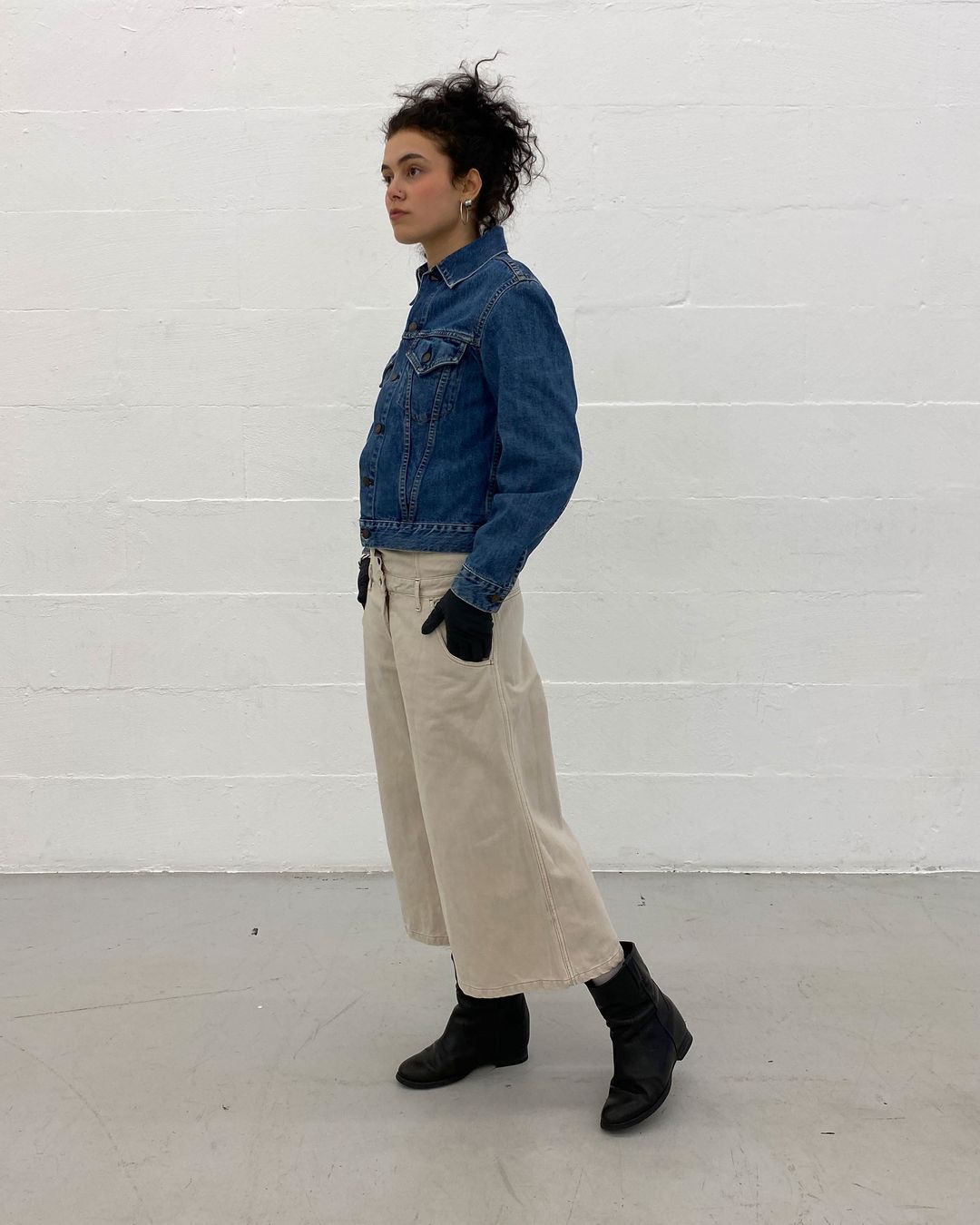 Thumbnail 5a3908c4-c5df-4a71-bb0c-27bf11345f75