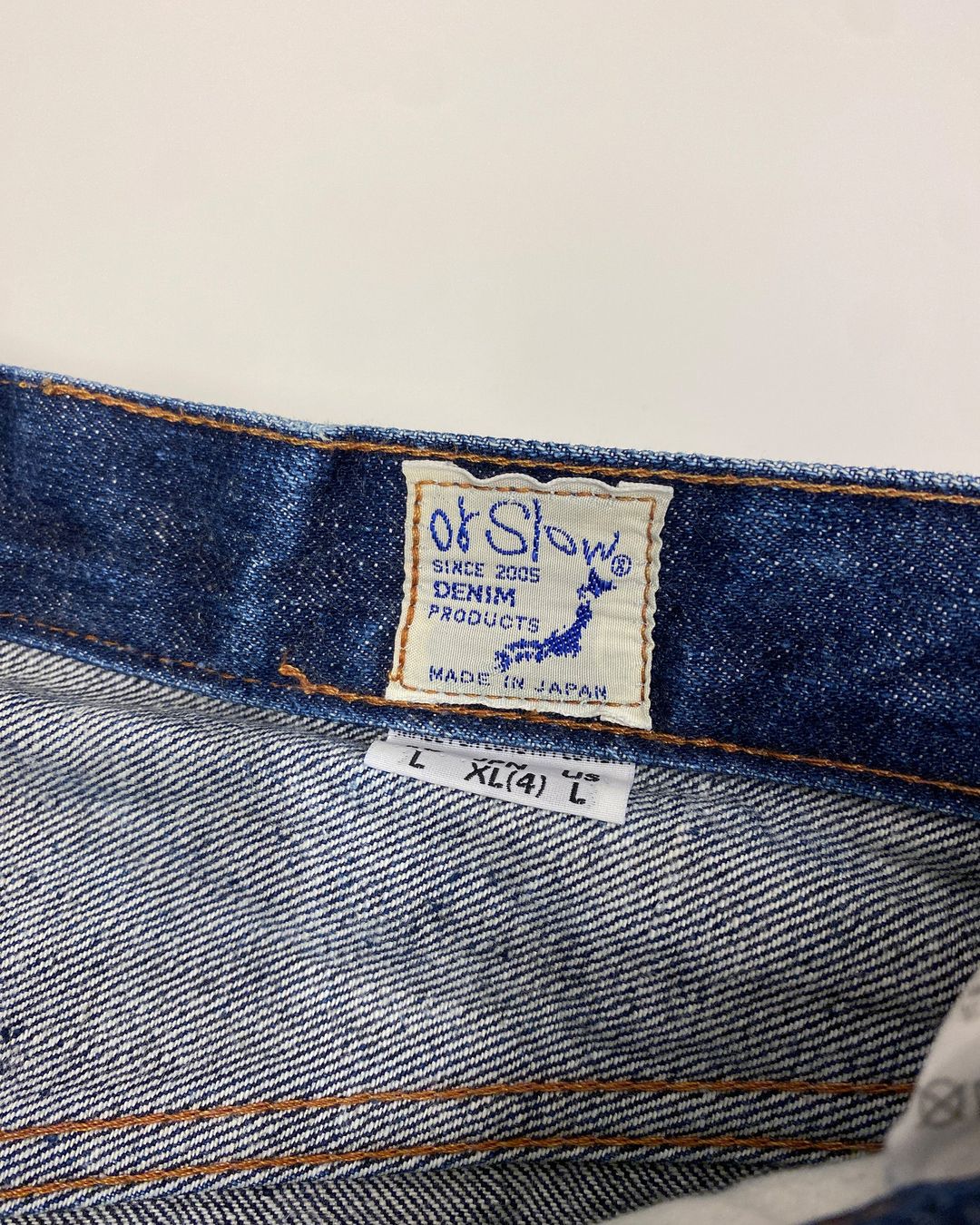 Thumbnail 93a9a710-68d8-4102-ac59-e5e4c0bbf3c4