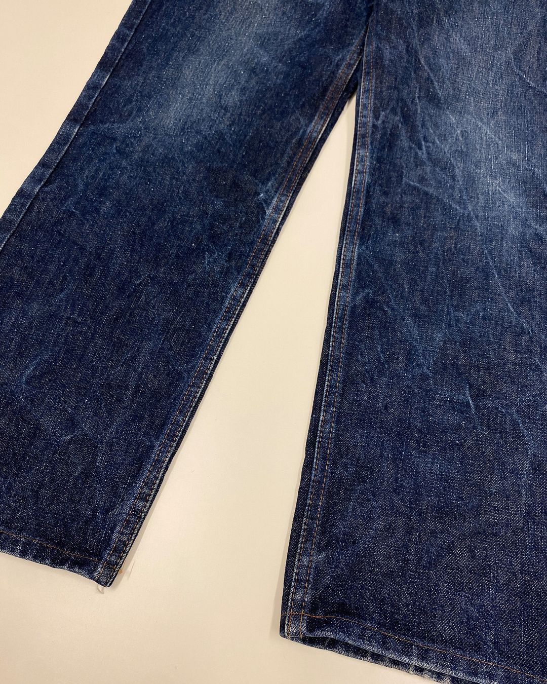 Thumbnail a6867eef-6e2a-45b3-9e41-328a8e2883ab