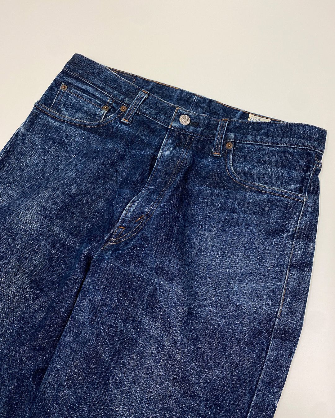 Thumbnail 6ba23e97-8590-4072-ac0e-107f4dd0b90e