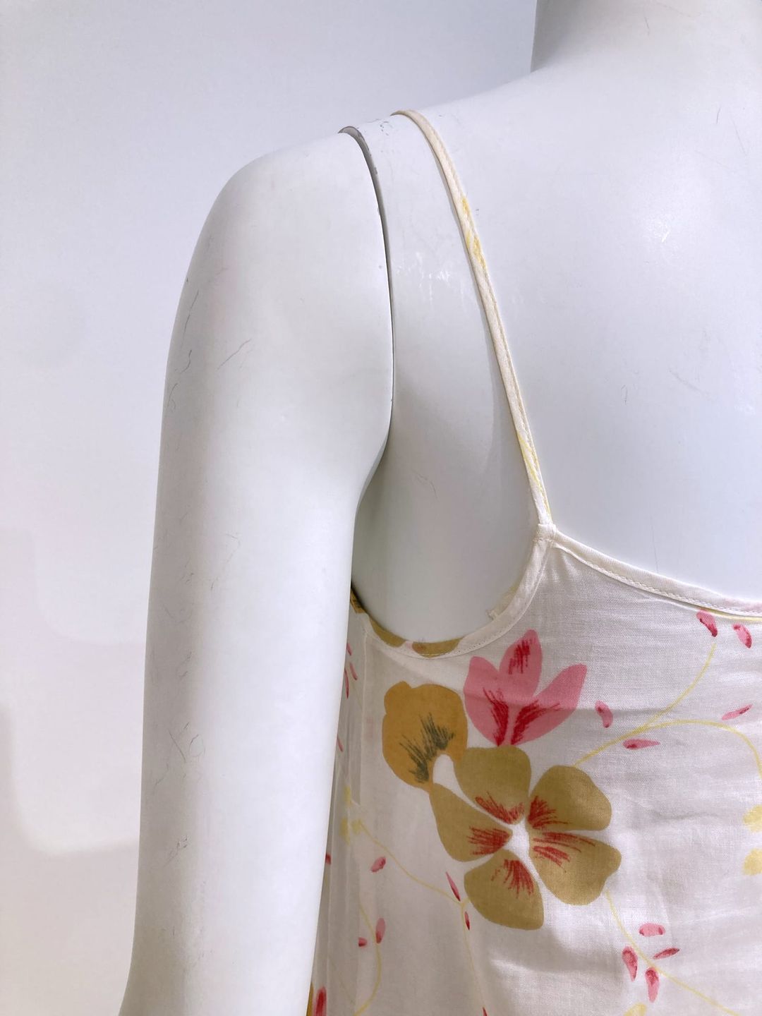 Thumbnail 4a4de52a-6646-4190-a5e3-5518044db11b