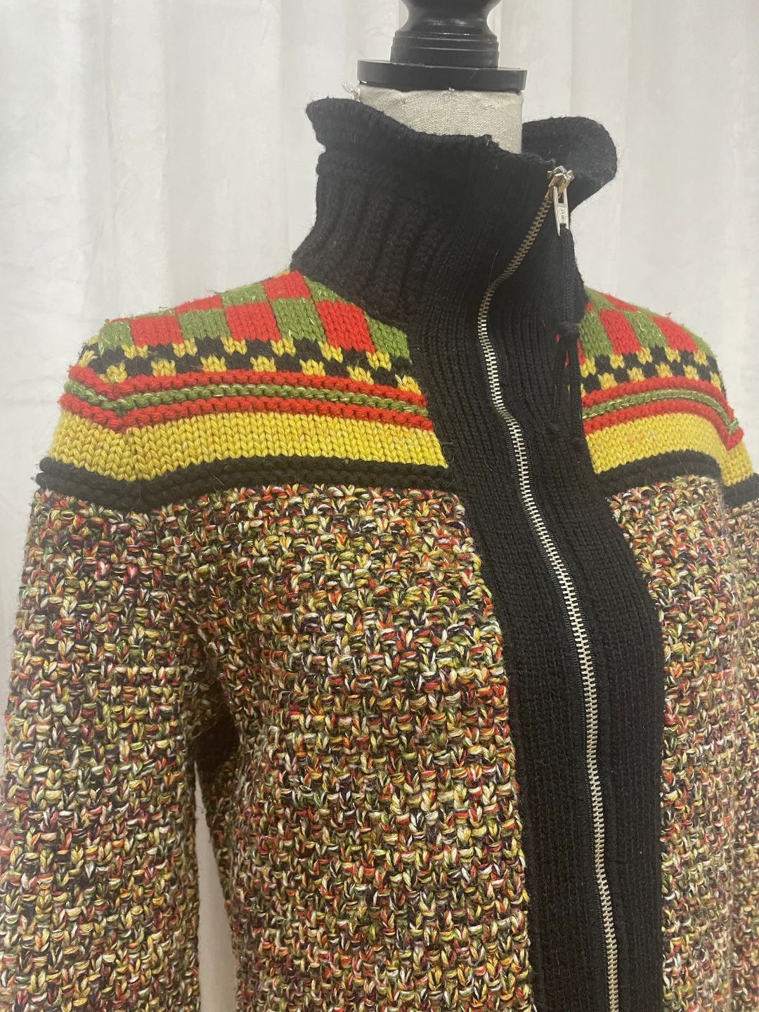 Thumbnail 70f15901-7166-4786-ba08-63d62ba64d1a