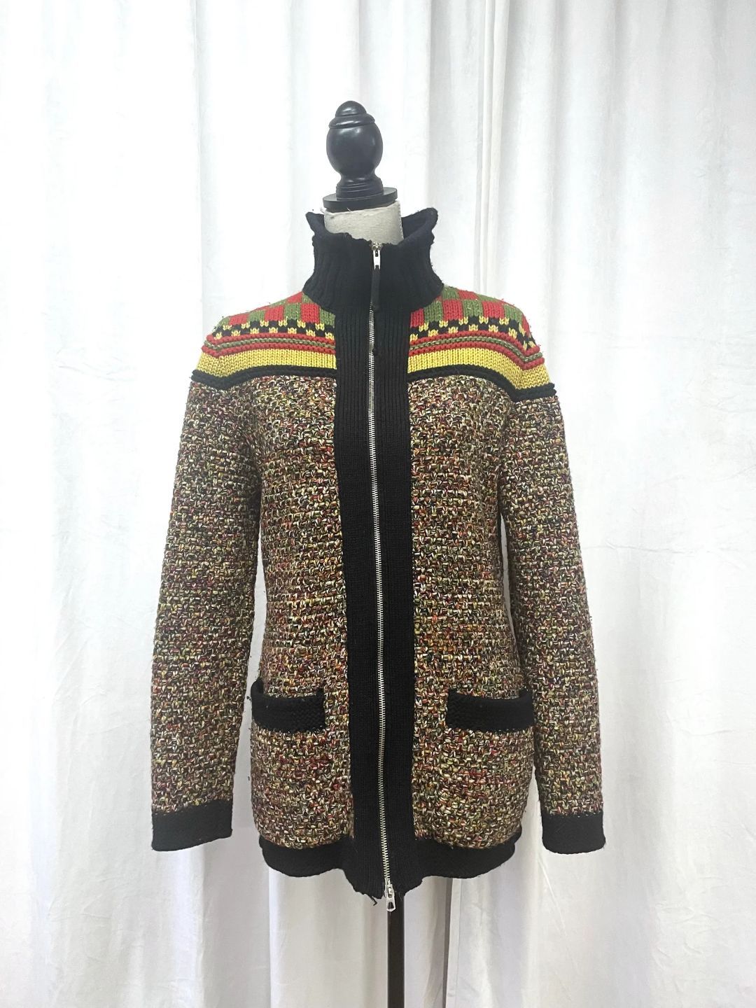 Thumbnail a8f83013-7e15-4f5d-9120-e64d8f4644eb