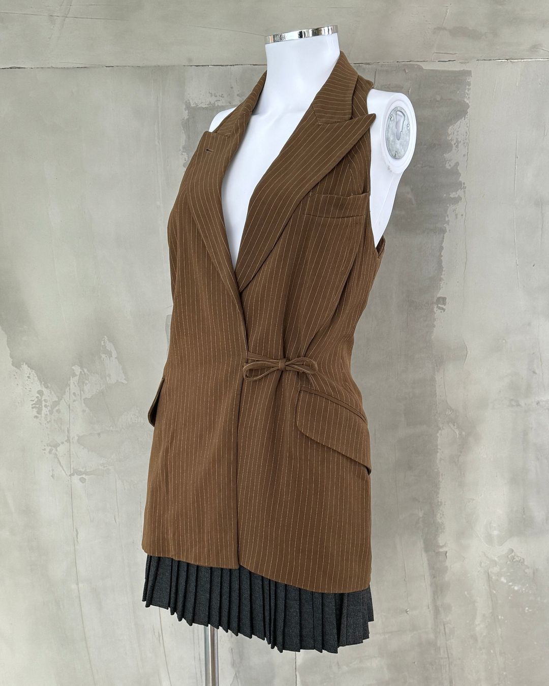 Thumbnail b434299f-b48d-4fb3-9673-8c57f2e4d14f