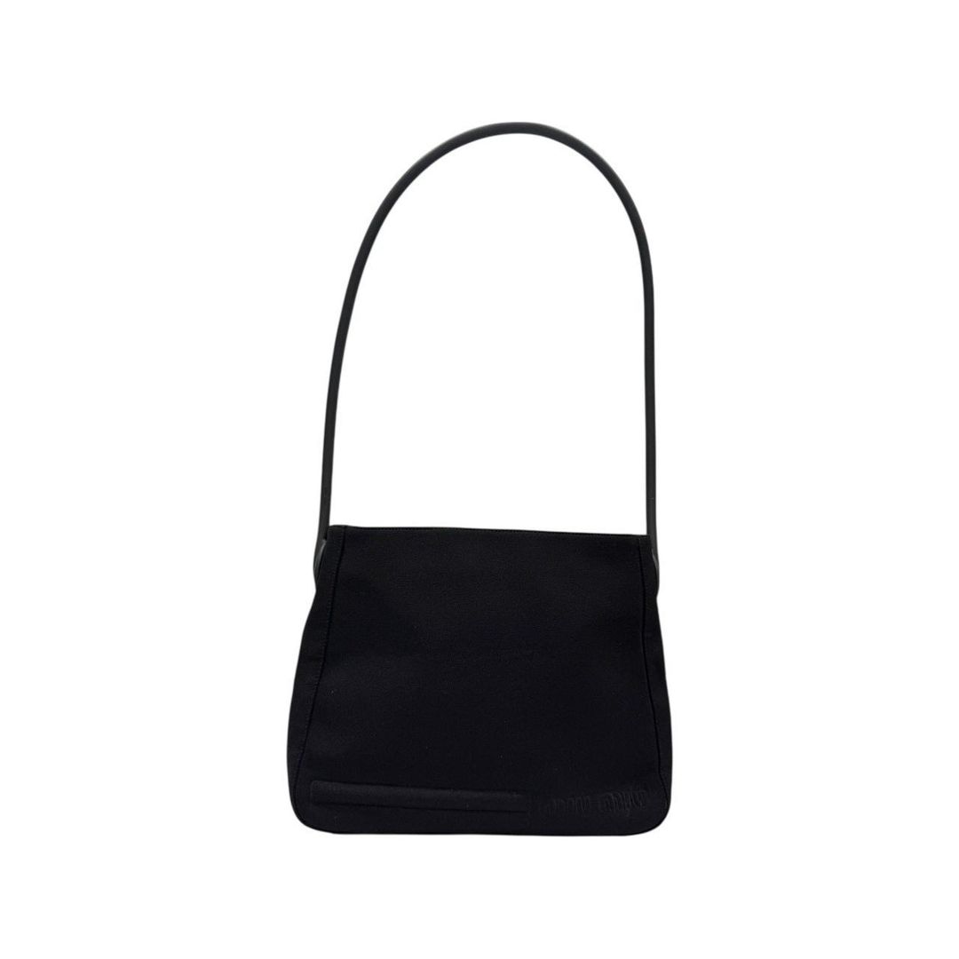 Thumbnail 055636c9-99b0-4837-8b54-08376a08a084