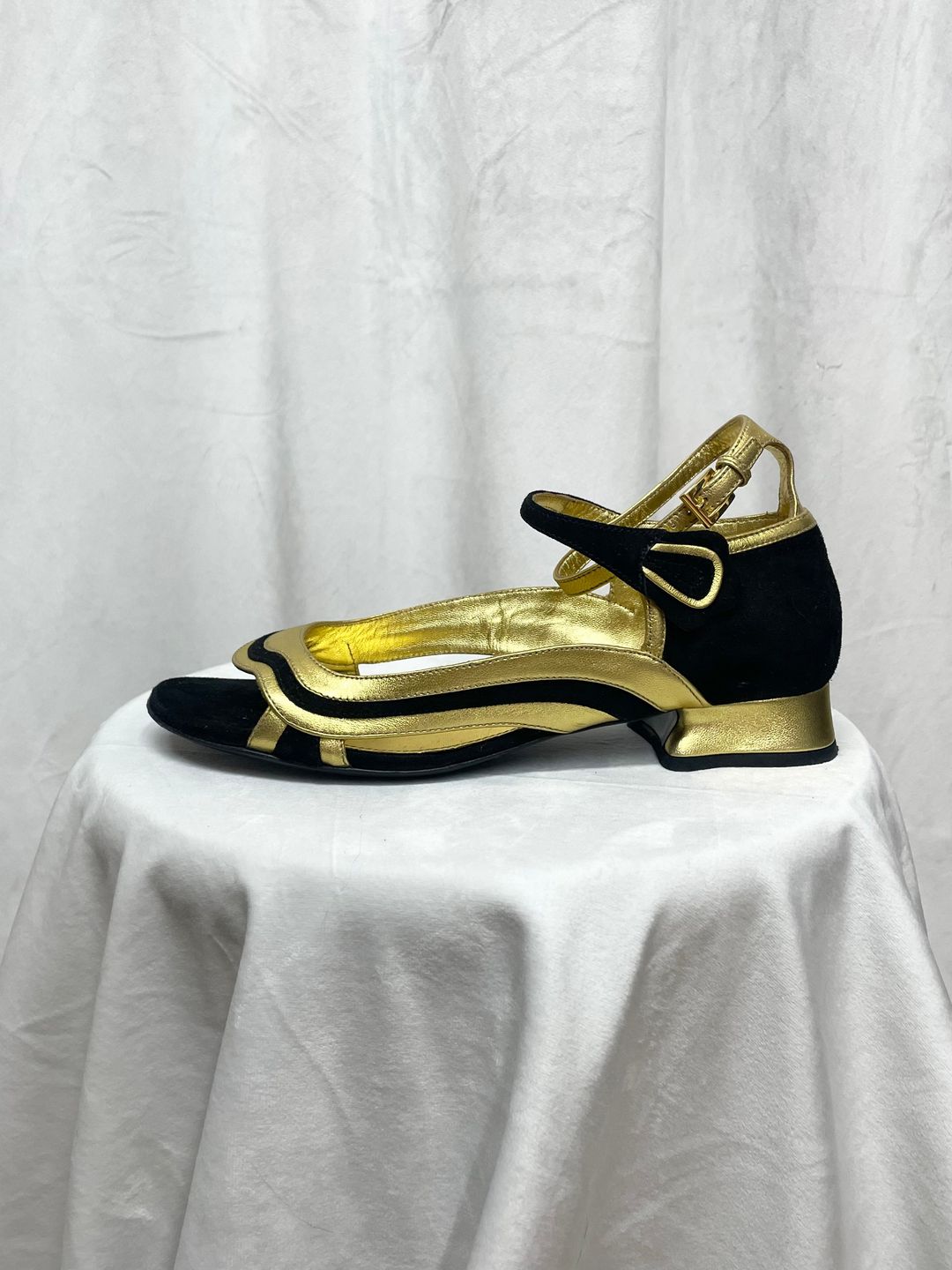 Thumbnail 055cfa4b-c6e6-408b-b1f7-ef97ae4551fe