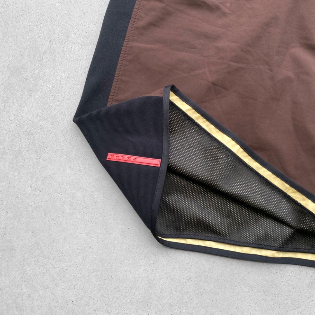 Thumbnail 153074df-cb68-48c3-b0f5-2adc02e79e84