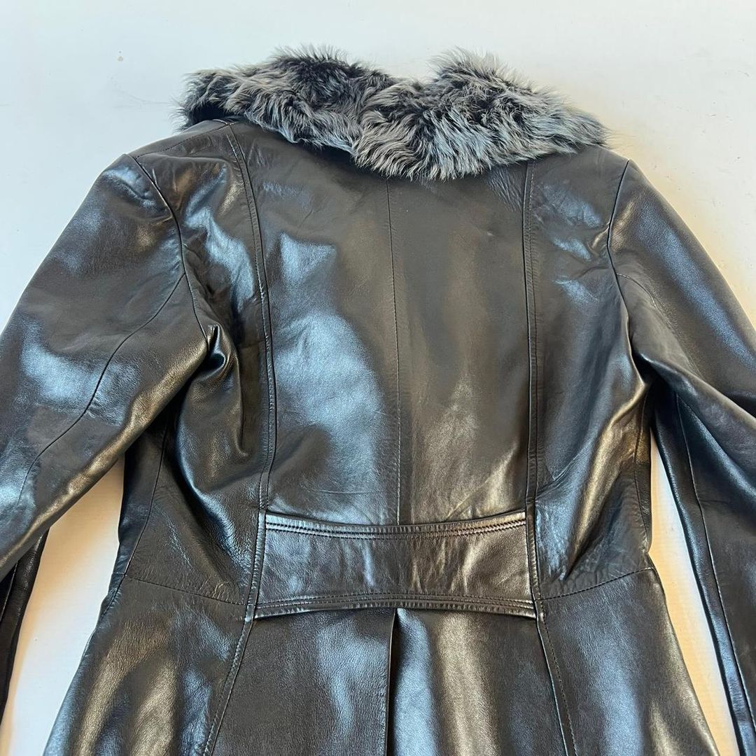 Thumbnail 7b64546a-3945-48dc-b564-7a9e75f23c04