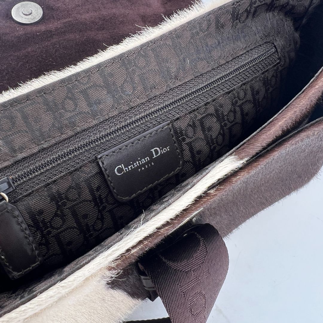 Thumbnail 739d0b5b-a703-45fc-a2ab-35e545bb5453