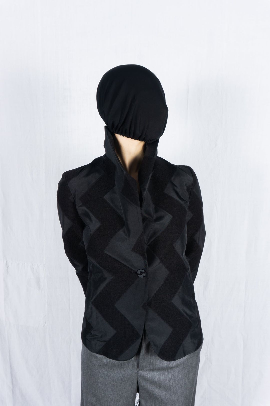 Issey Miyake A/W 2011 inserts blazer by ISSEY MIYAKE in size M from COATS & JACKETS category