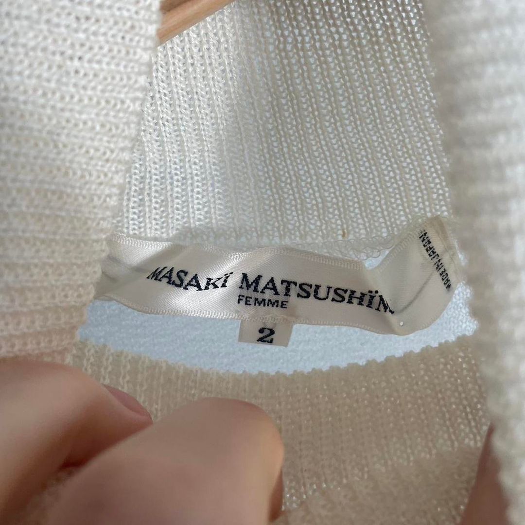 Thumbnail 17b00121-e2b5-4851-923b-ffec3f87c9cf