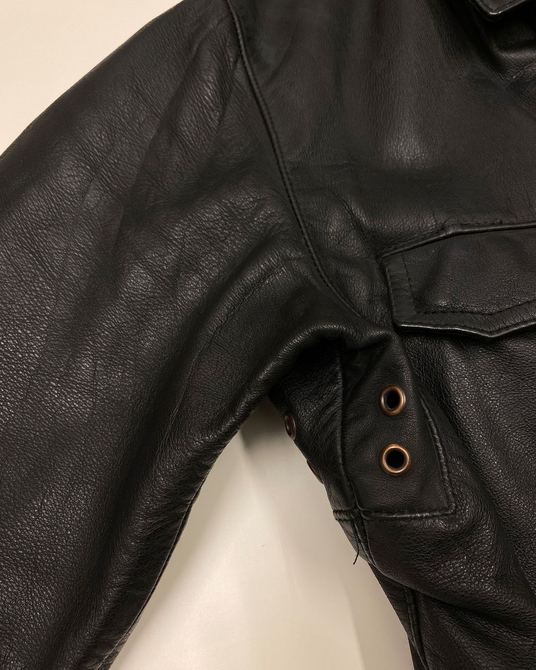 Thumbnail 322a4823-3a6b-4871-9cb2-177f130c3c2d