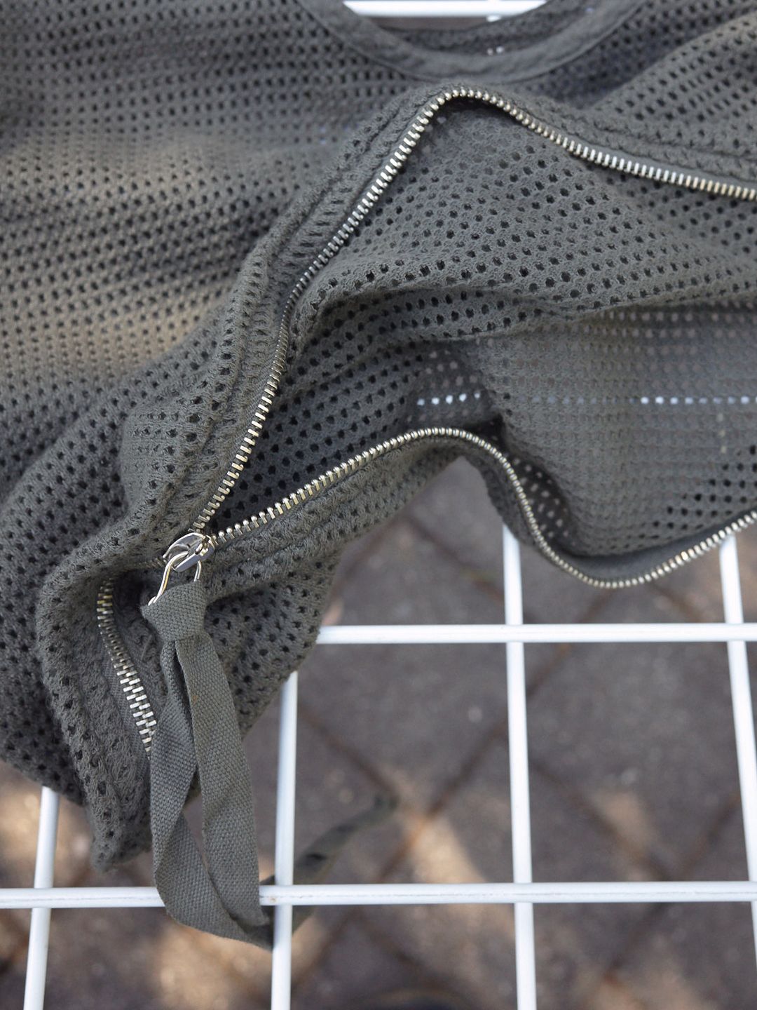 Thumbnail 72579f3b-1a19-4531-9557-fd1ea05c851f