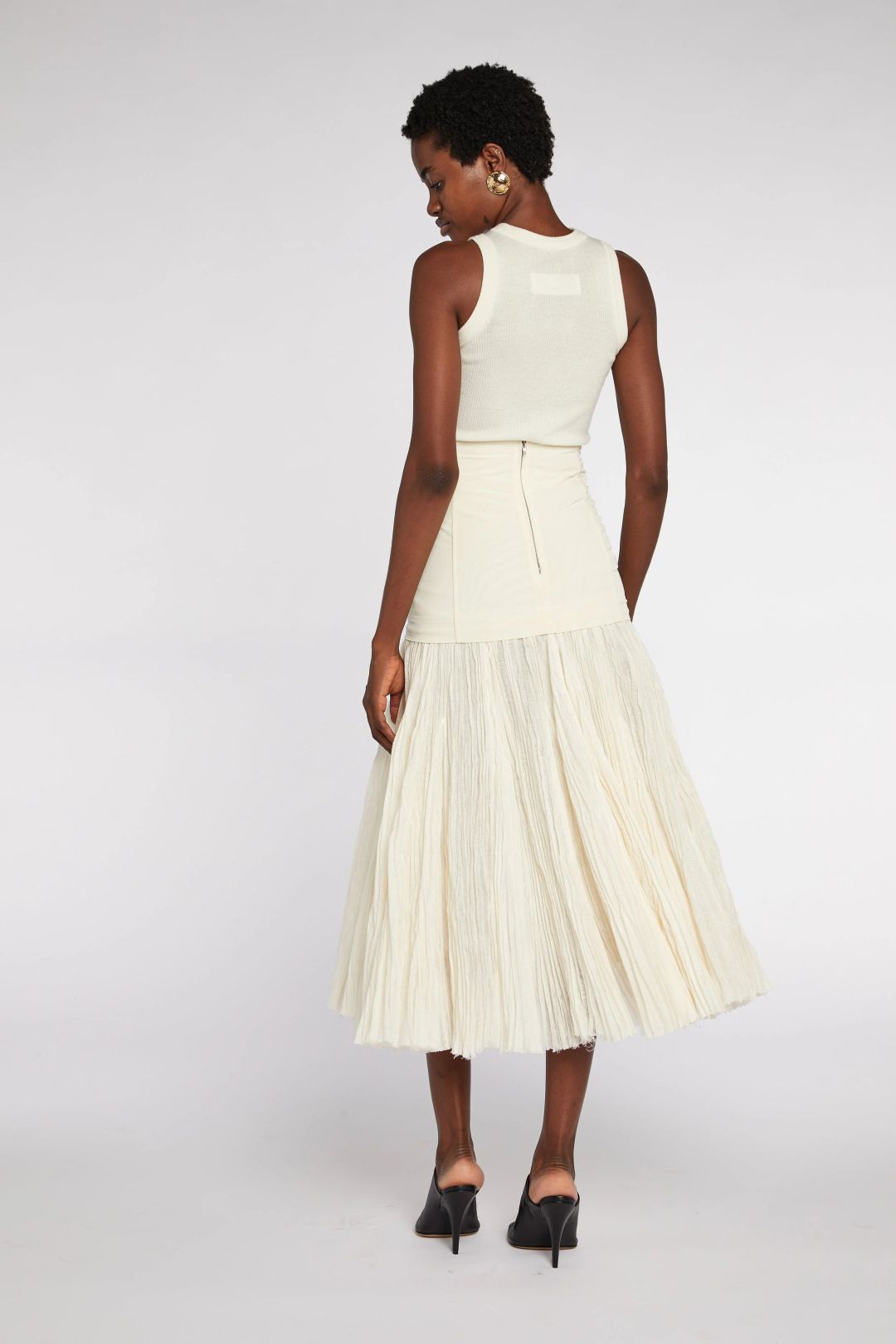 Thumbnail 0ec0a4dd-d5eb-46e5-ac31-b59189c4a89e