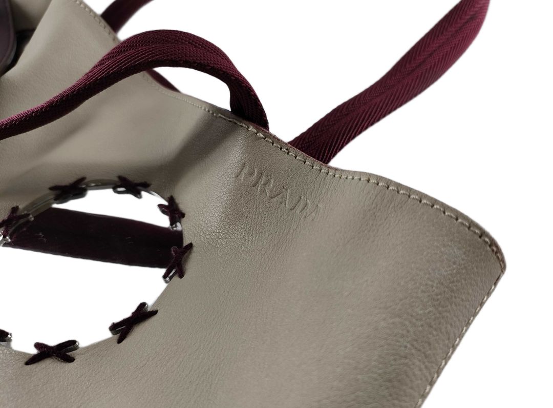 Thumbnail 653670b5-4088-4aa2-9d51-fd362477aeaf