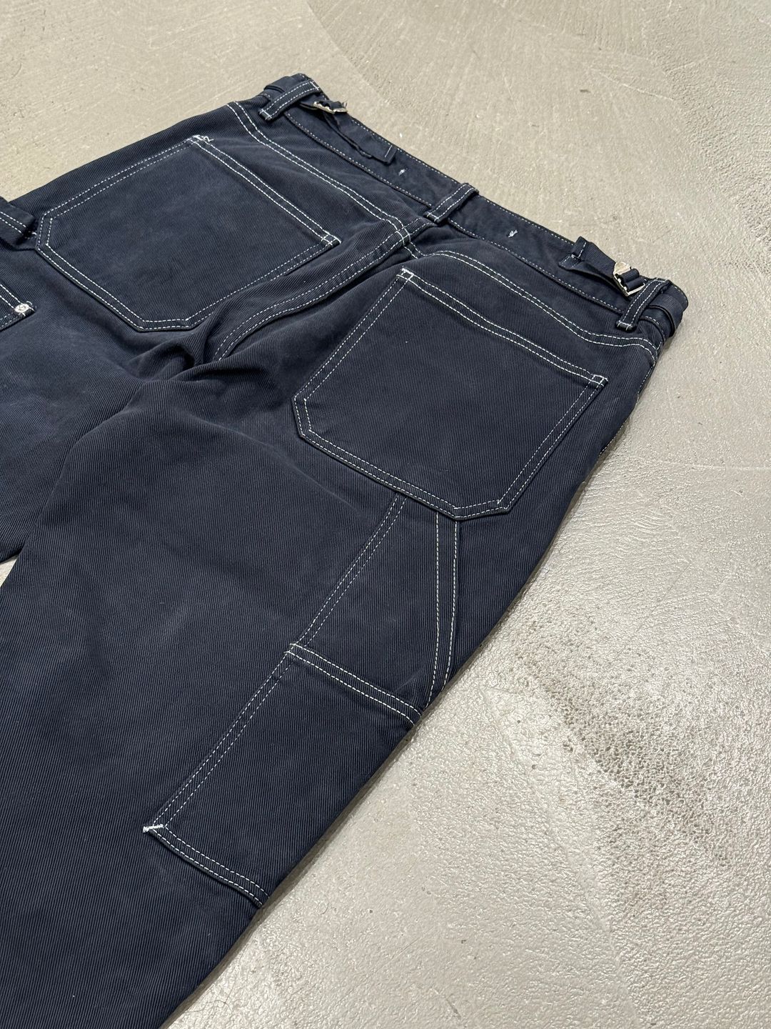 Thumbnail 7d076de9-8dd2-4c54-a3ef-31ea34e606c2