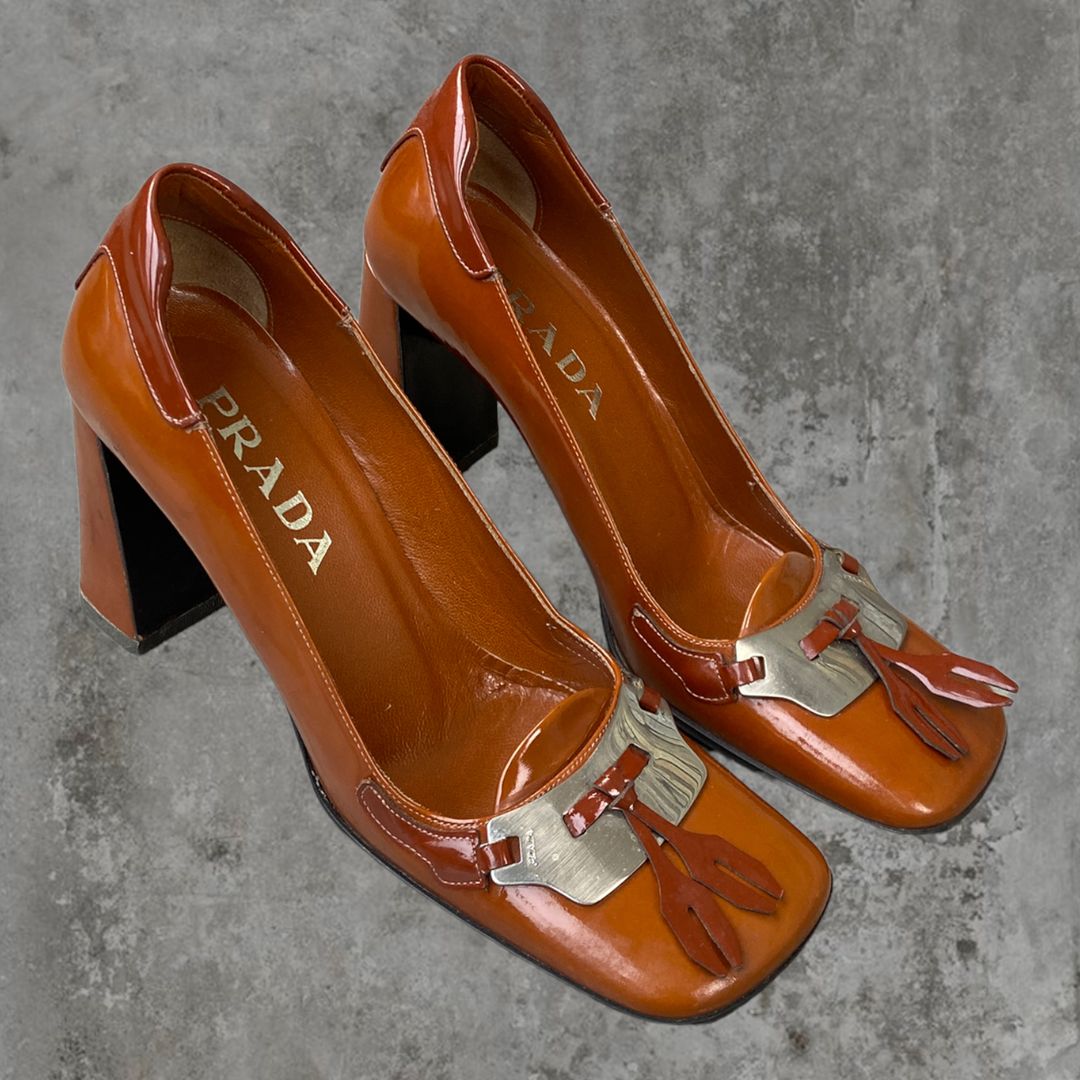 FW99 PRADA METAL TAB BLOCK HEELS - UK 4 by PRADA in size EU 37 from SHOES category