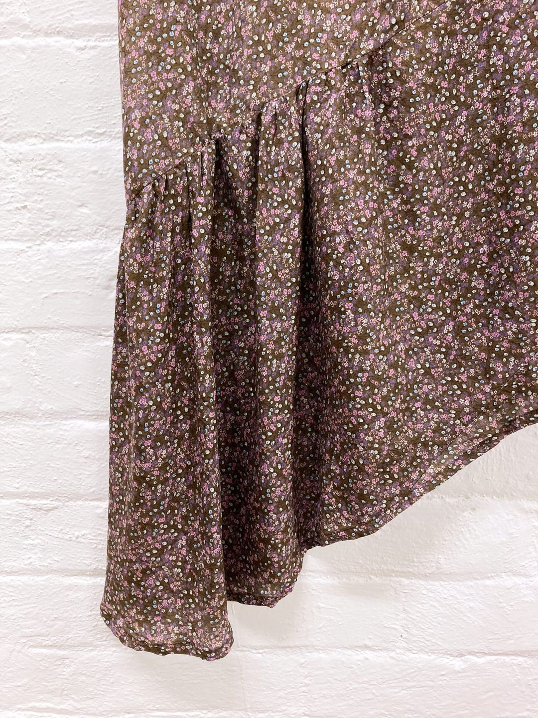 Thumbnail 92c4fca2-6478-4f04-a0a5-047fb2f40c0d