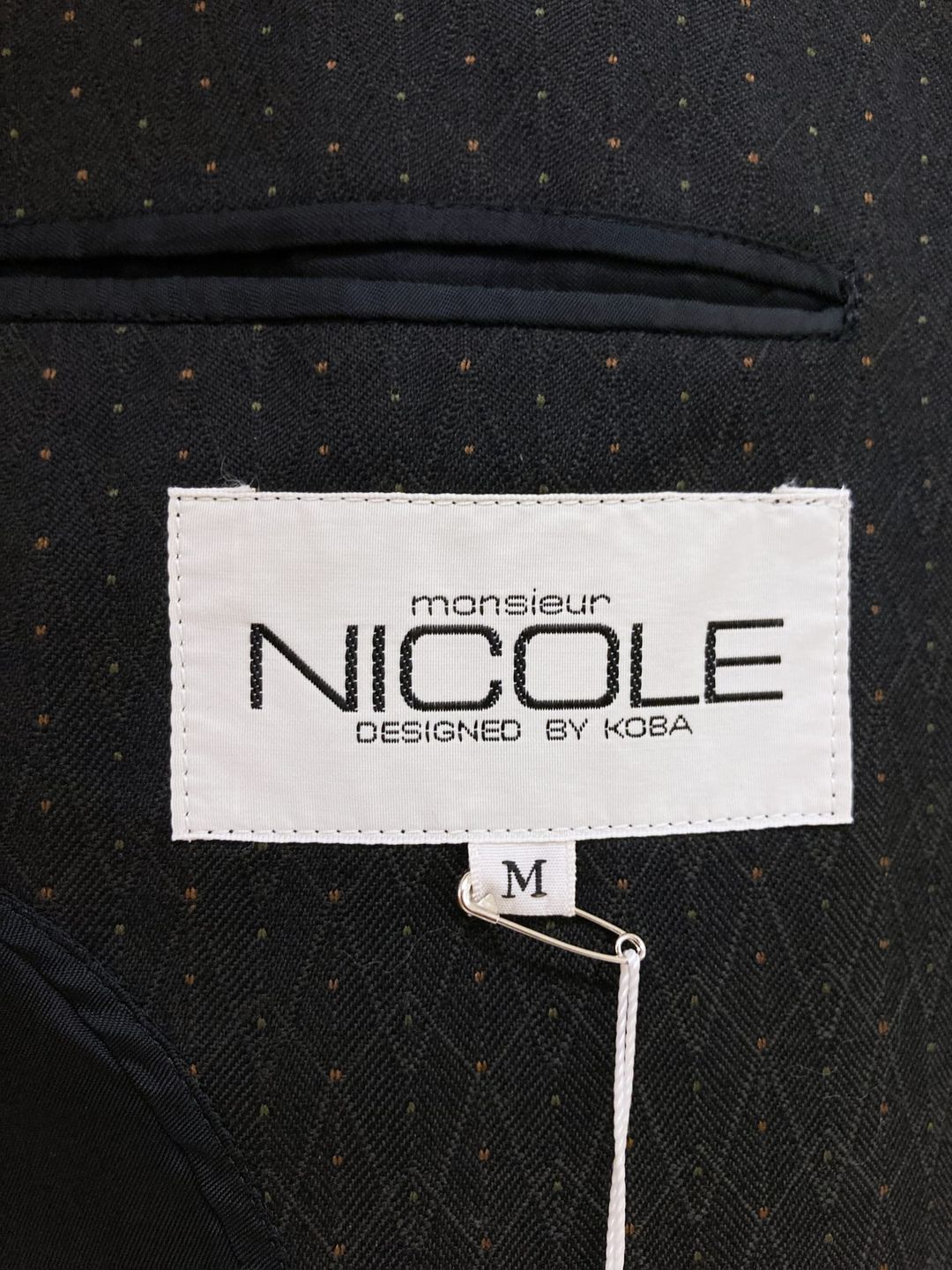 Thumbnail 2235b227-8c0a-41a7-88e3-adb5e56ae0b0