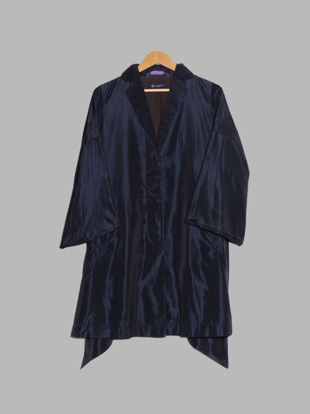 Naoki Takizawa glossy blue poly-silk coat with adjustable sleeves - sz 36 by Naoki Takizawa in size EU 36 from COATS & JACKETS category