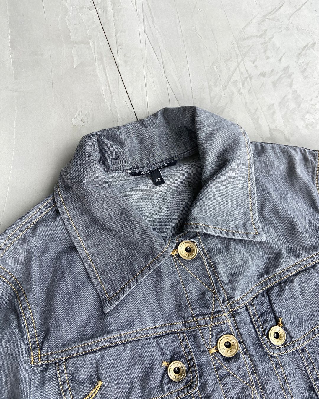 Thumbnail 087959b5-3b9a-4ec1-ac10-d74ee6ce68e1