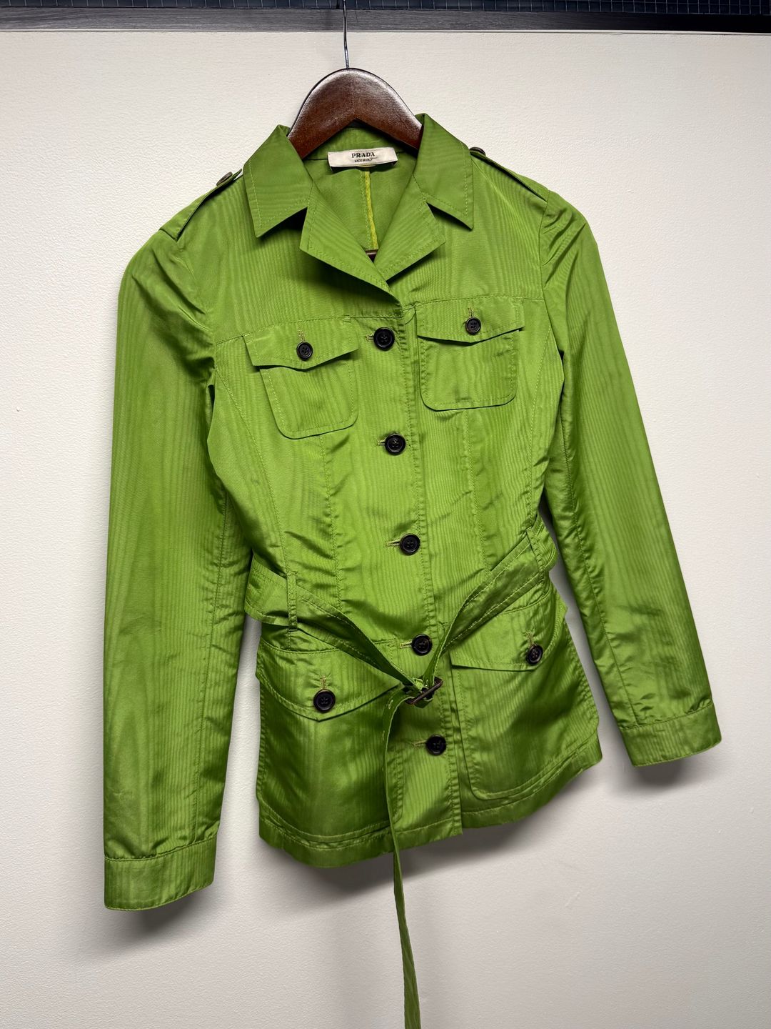 Thumbnail 04d9c36a-8f73-44b6-a69c-57a7222eb7c7