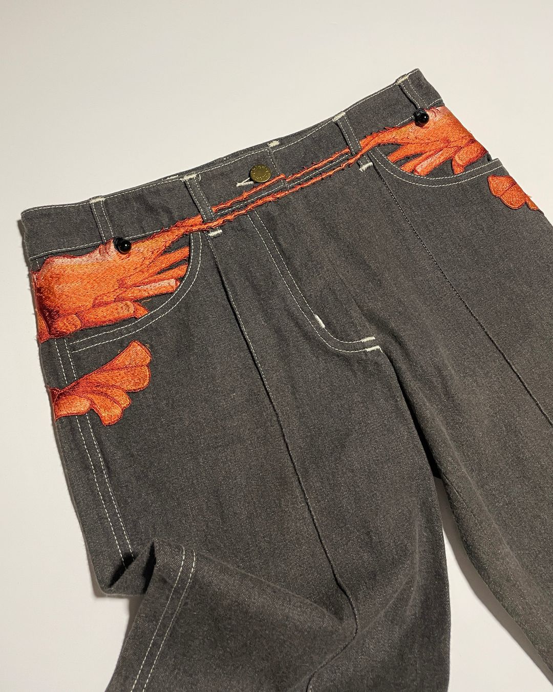 Thumbnail 7a5d1e23-3d6b-4694-a9af-7a3b98de8942