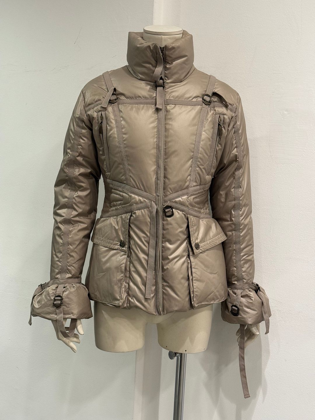 Thumbnail 553ca718-4f6c-4e1f-91b9-891167c0aa66